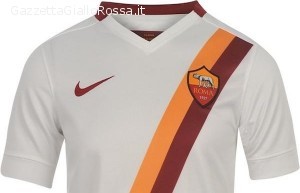 Potrebbe essere questa la seconda maglia della Roma