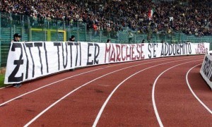 Striscione per Sordi